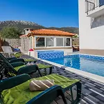 Chester With Heated Pool