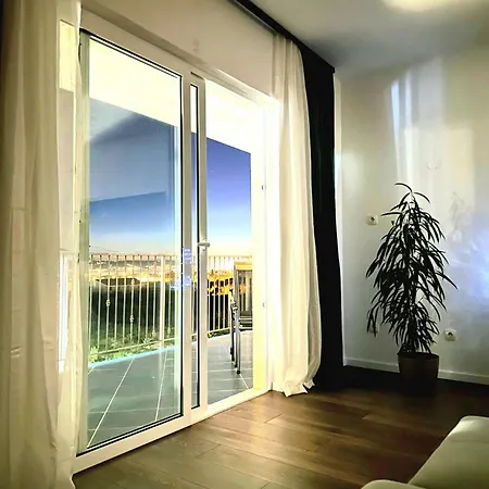 Holiday home Chester With Heated Pool Kastela