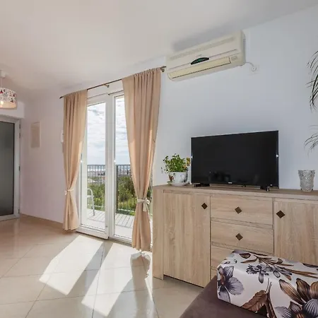 Holiday home Chester With Heated Pool *
